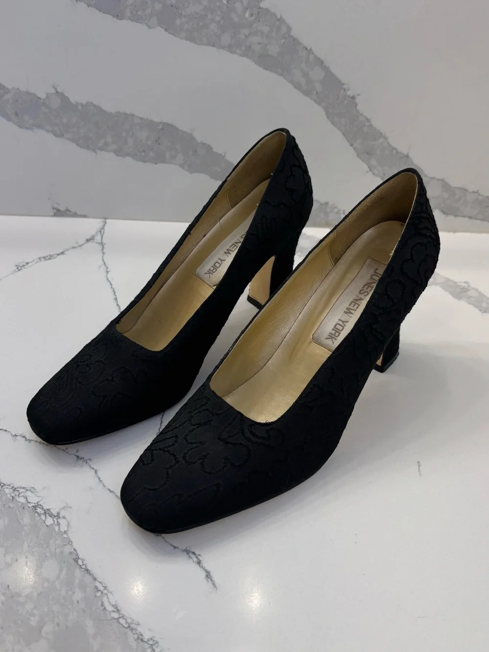 Vintage Jones New York Women’s 9.5M Black Floral Fabric 3” Block Heels